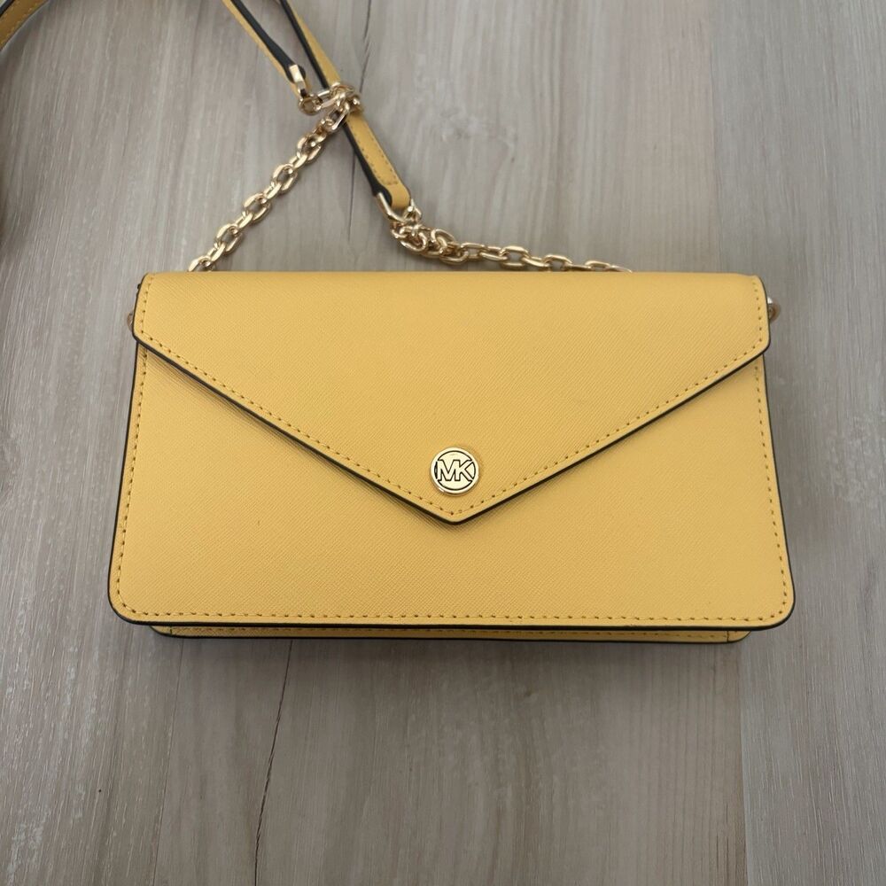 MICHAEL KORS JET SET TRAVEL SMALL FLAP POCKET ENVELOPE CROSSBODY BAG DAFFODIL